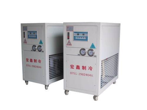 风冷式冷水机
